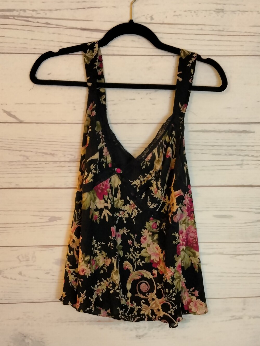 Floral Lace-Trim V-Neck Tank Top - Black/Pink
